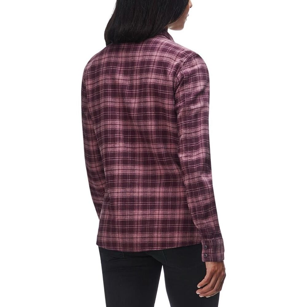 Patagonia Women's Purple and Burgundy Shirt